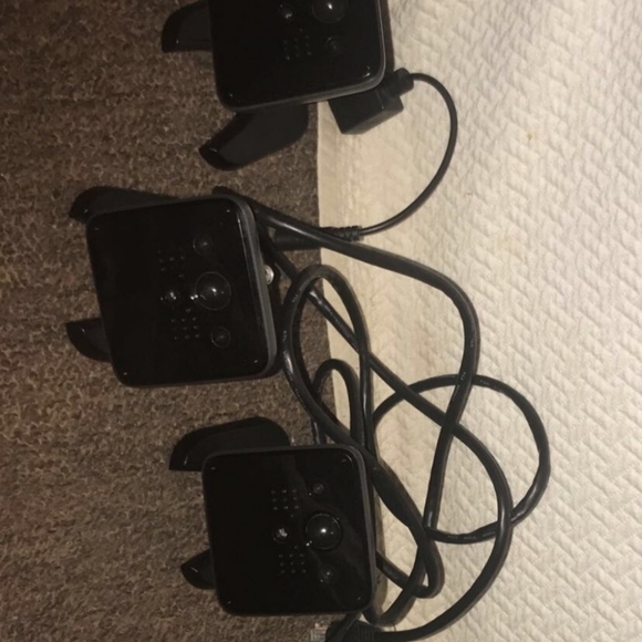 Cameras - Picture 2 of 3